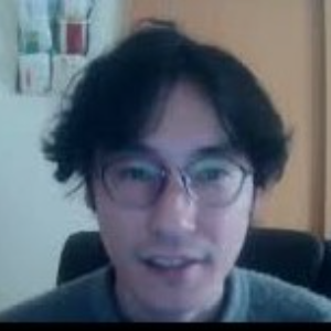 平川健太